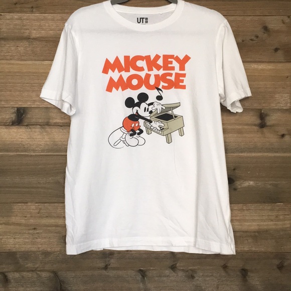 uniqlo mickey mouse t shirt